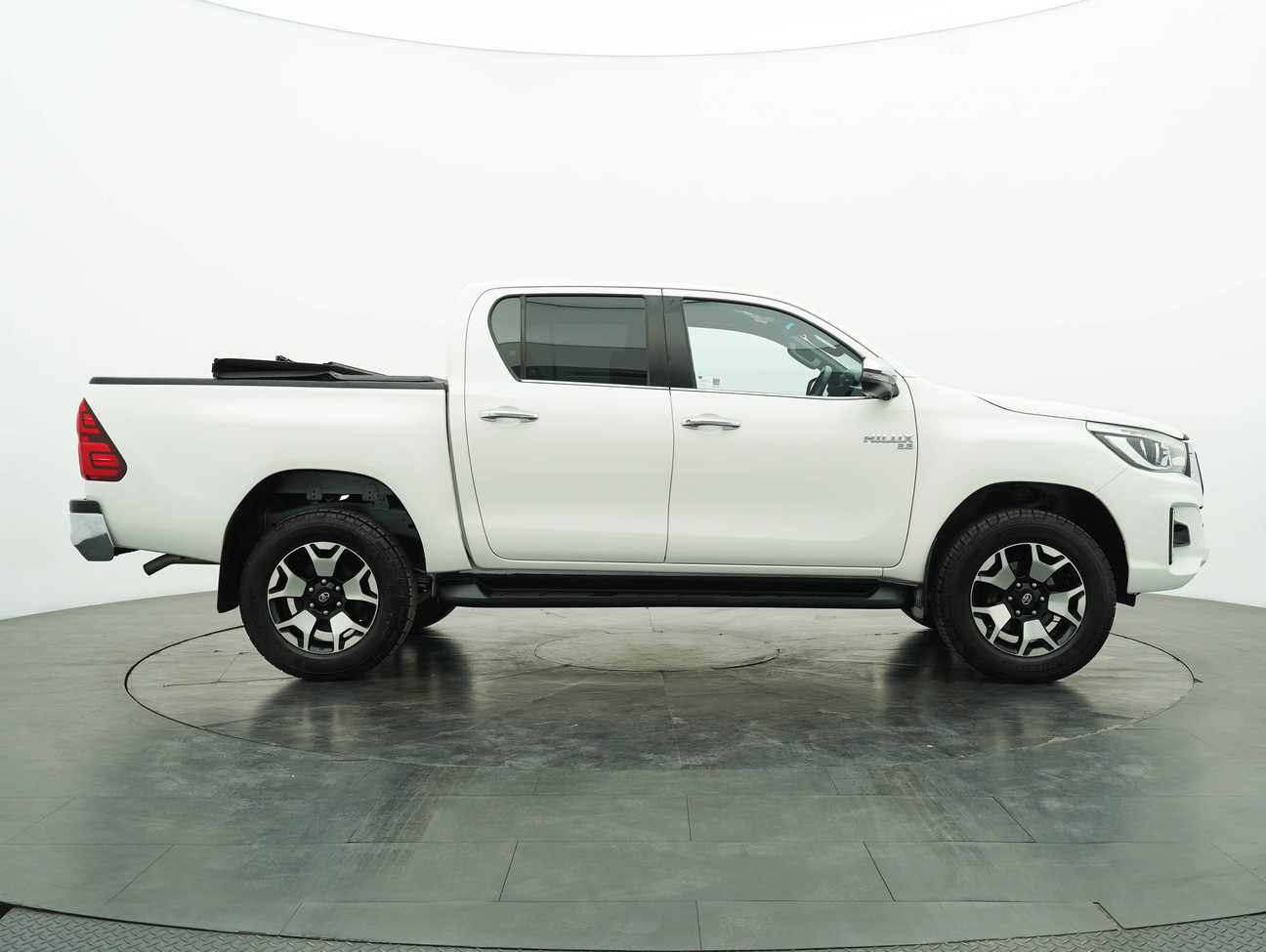 used 2018 Toyota Hilux L-Edition Dual Cab 2.8