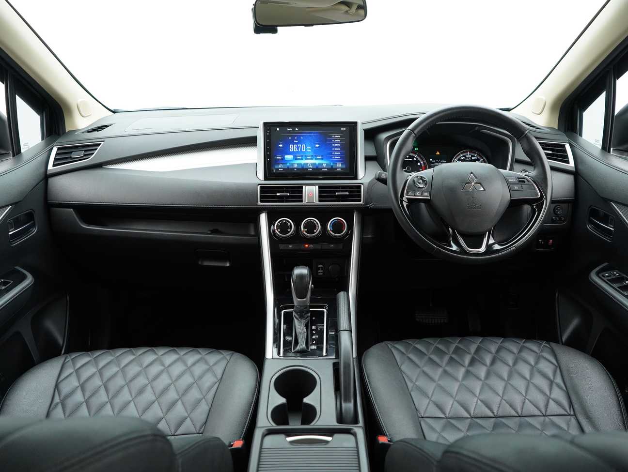 used 2022 Mitsubishi Xpander  1.5