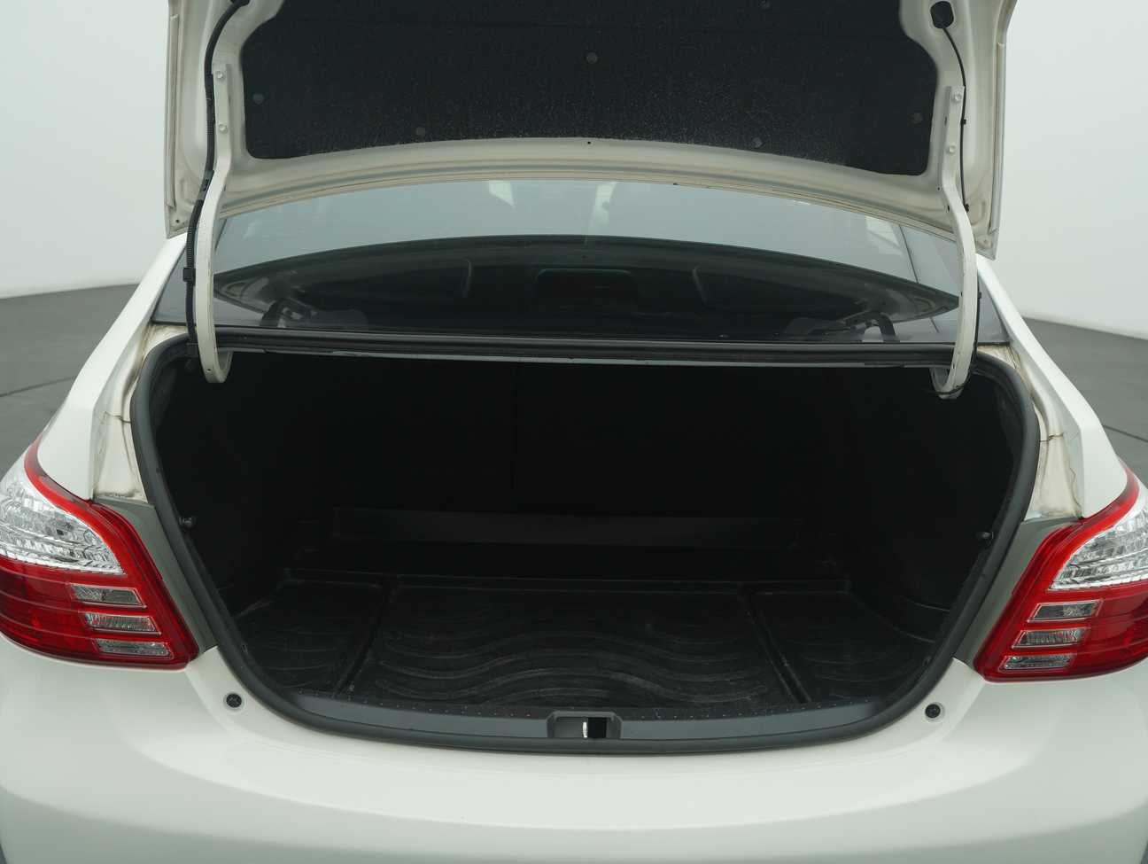 terpakai 2013 Toyota Vios E 1.5