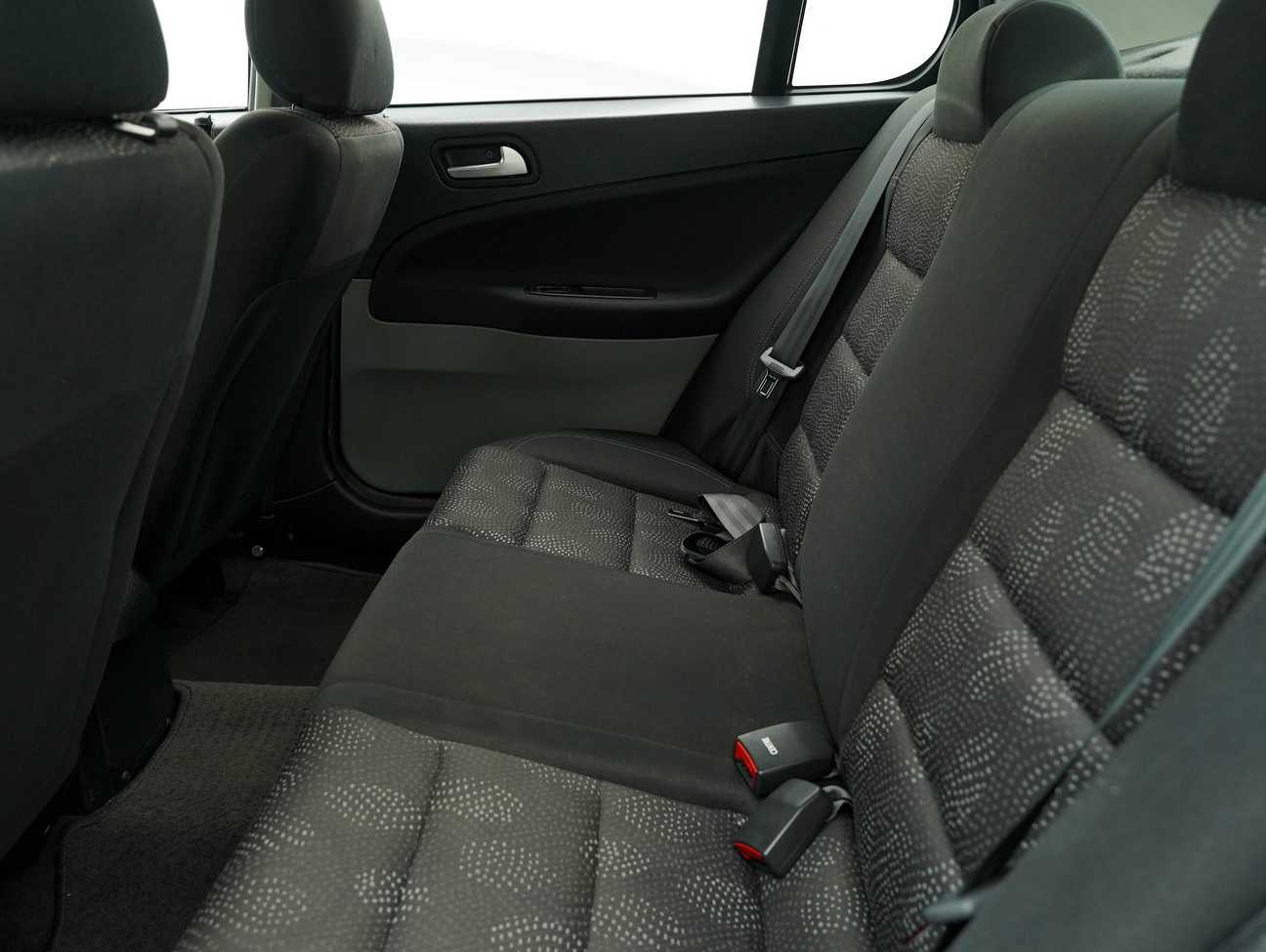 used 2014 Proton Persona SV 1.6