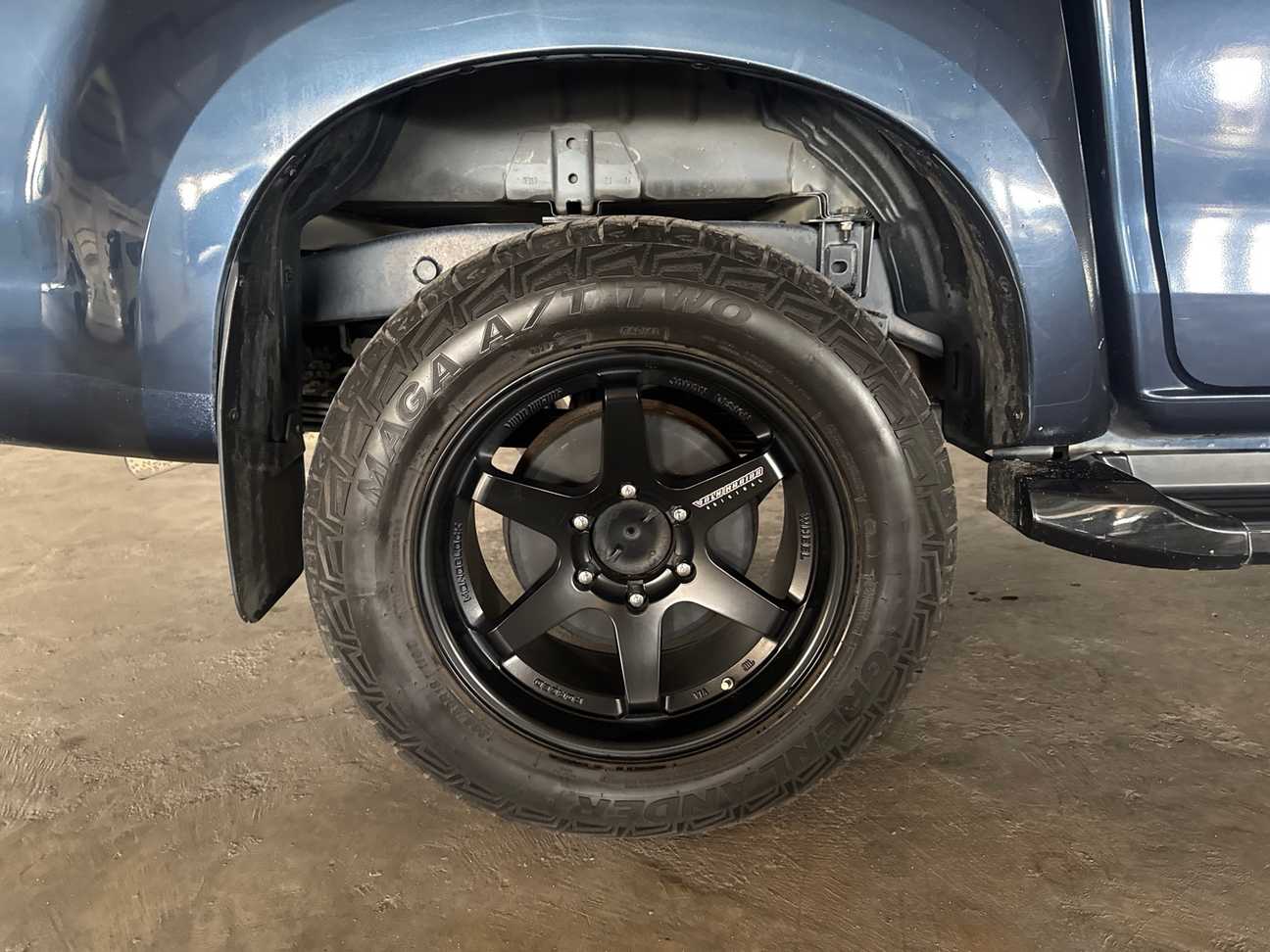 used 2017 Isuzu D-Max Dual Cab 2.5