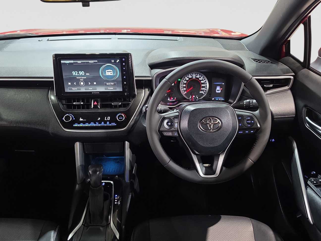 used 2022 Toyota Corolla Cross V 1.8