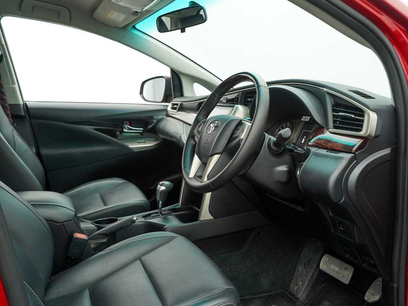 used 2018 Toyota Innova X 2.0