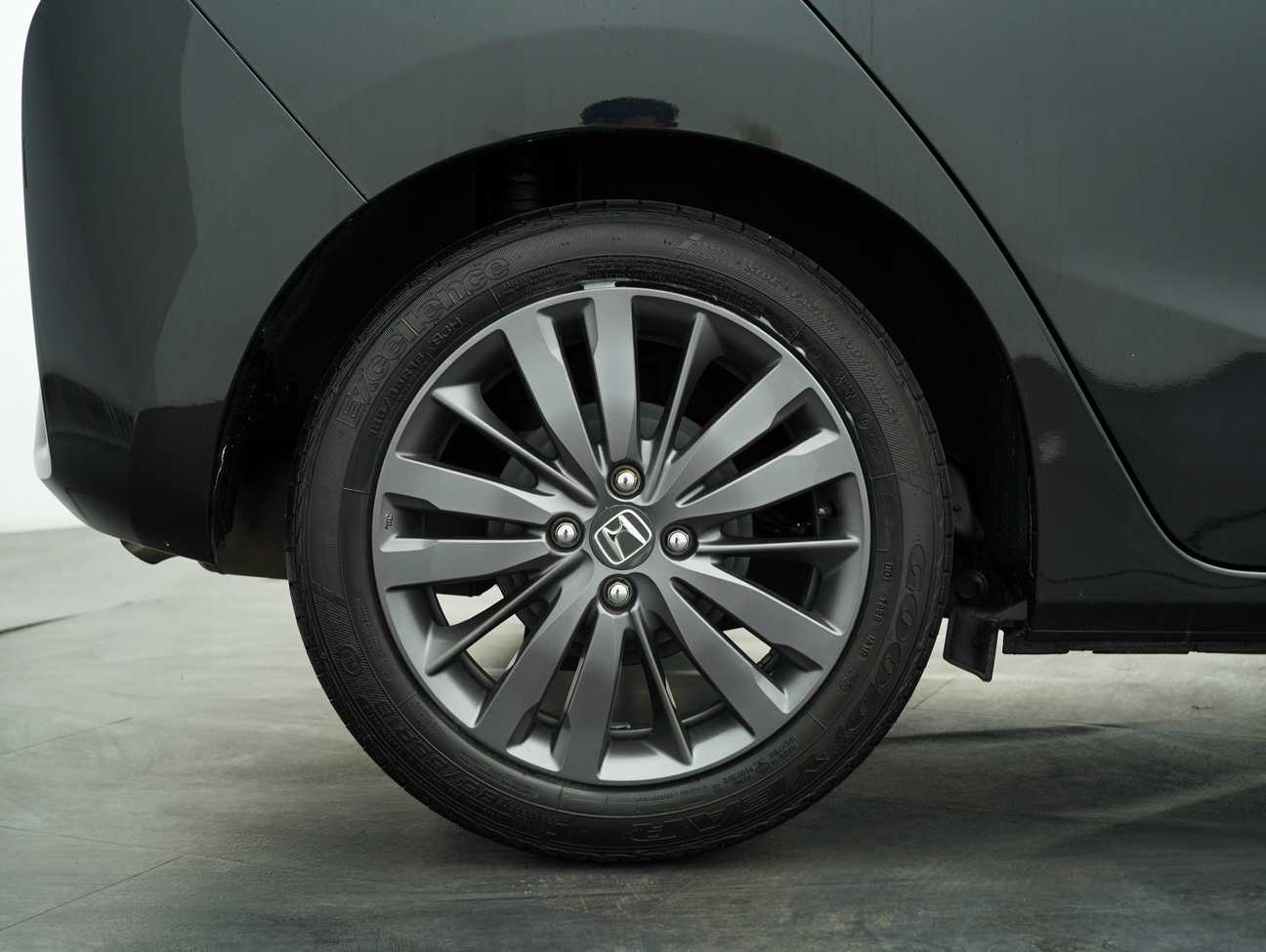 used 2014 Honda Jazz V 1.5