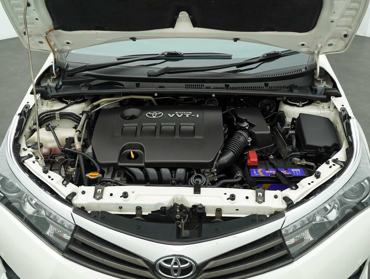 used 2016 Toyota Corolla Altis V 2.0