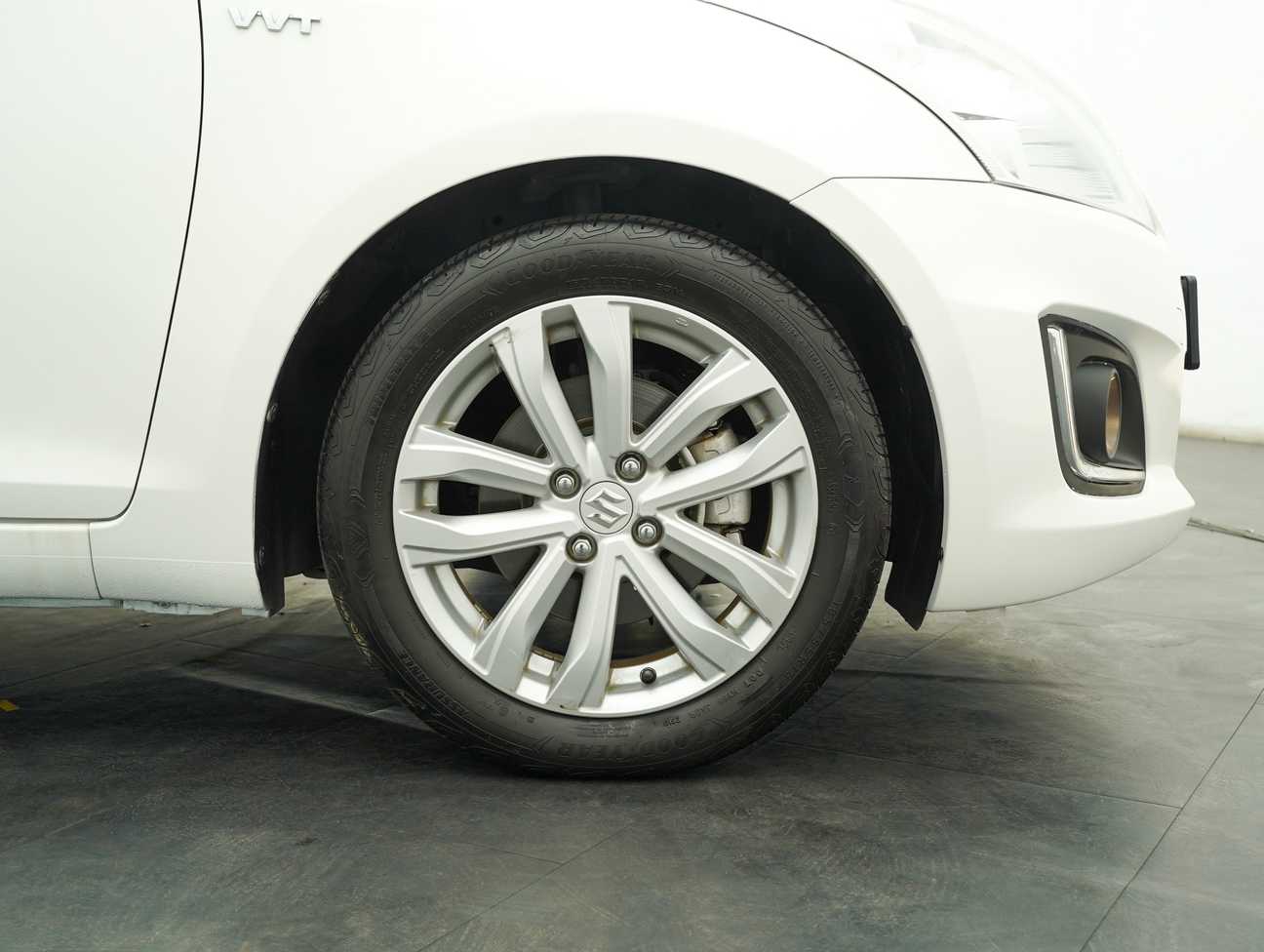 used 2015 Suzuki Swift GLX 1.4