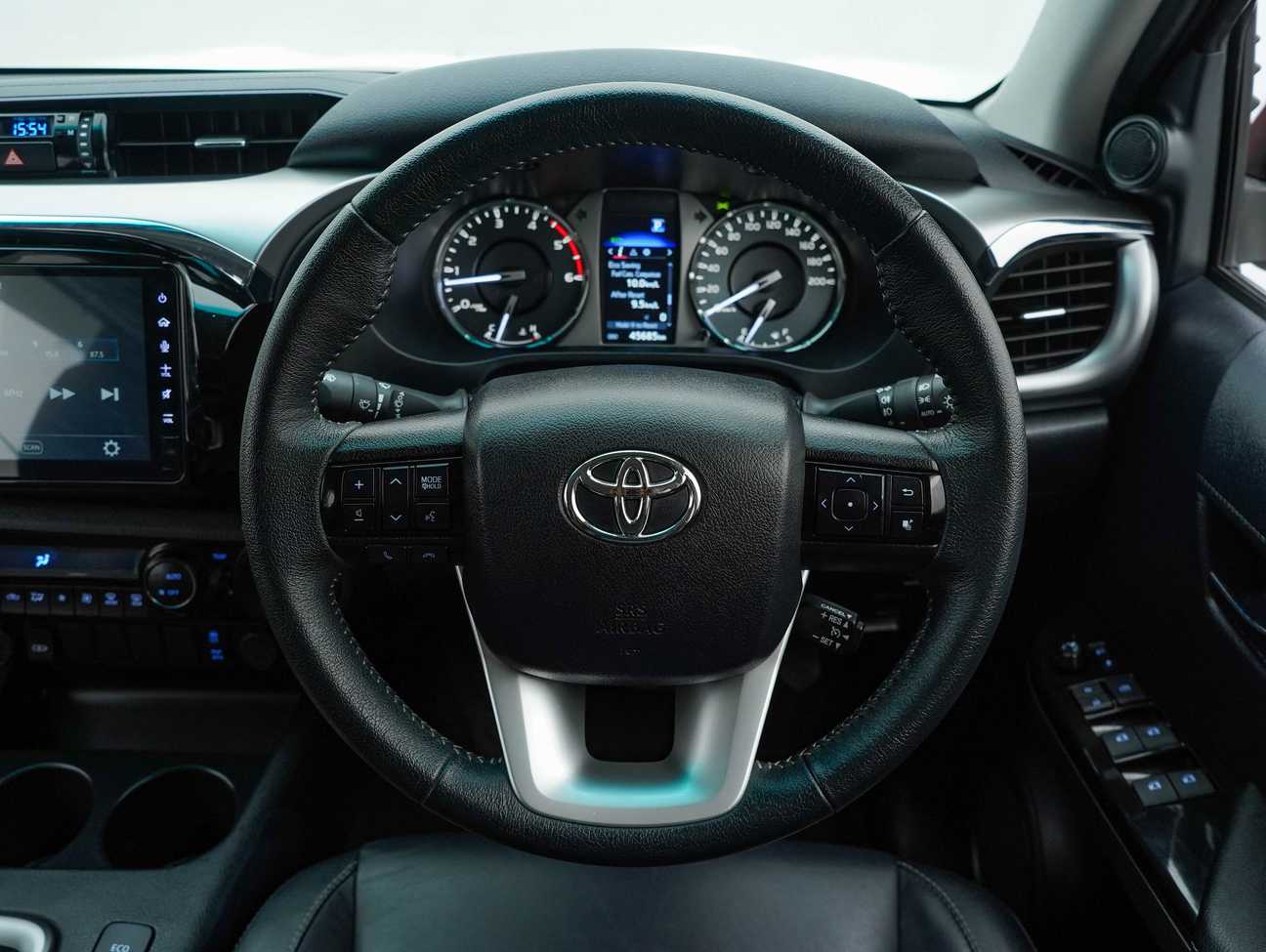 used 2023 Toyota Hilux V Dual Cab 2.4