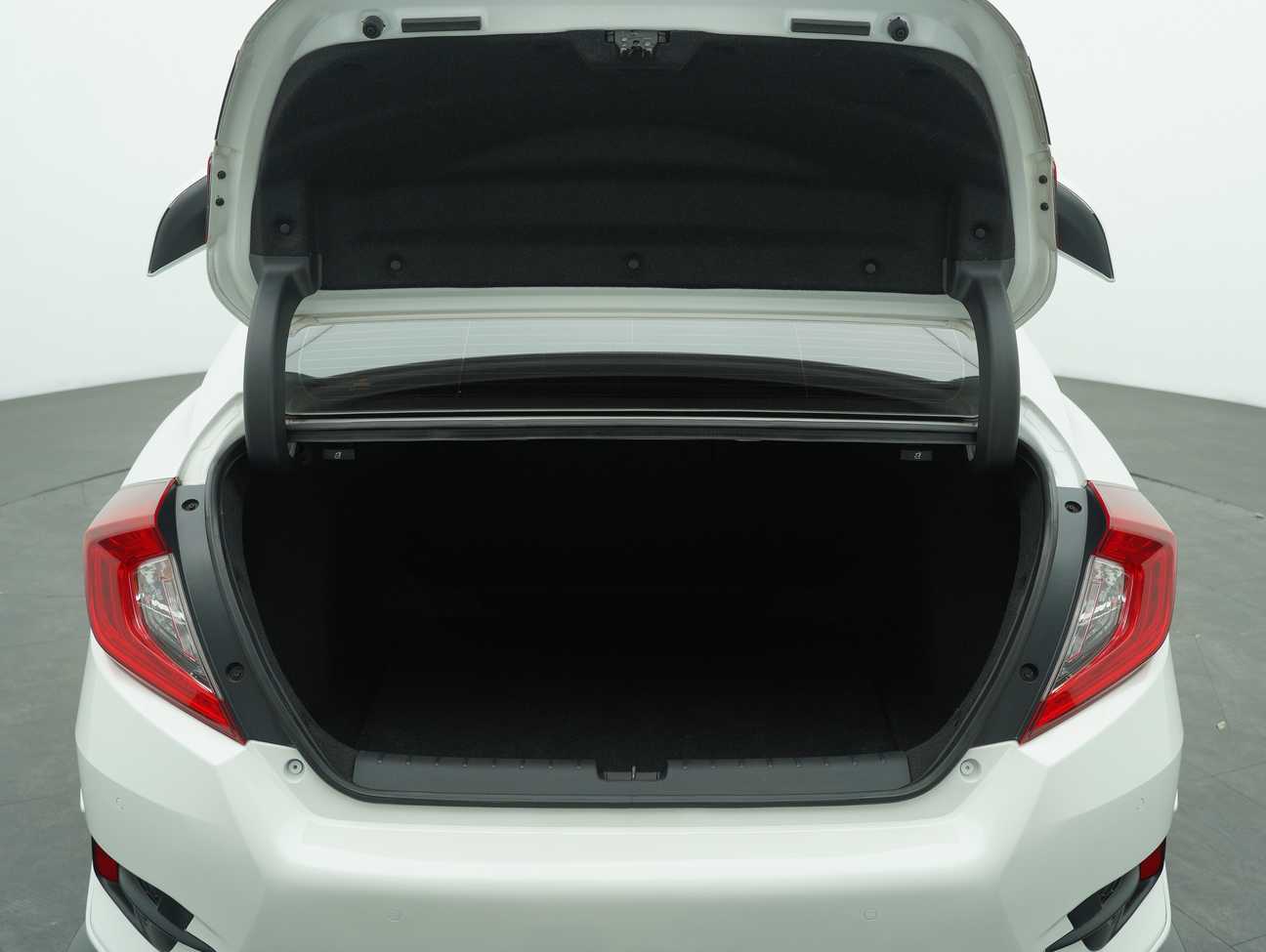 terpakai 2020 Honda Civic TC-P 1.5