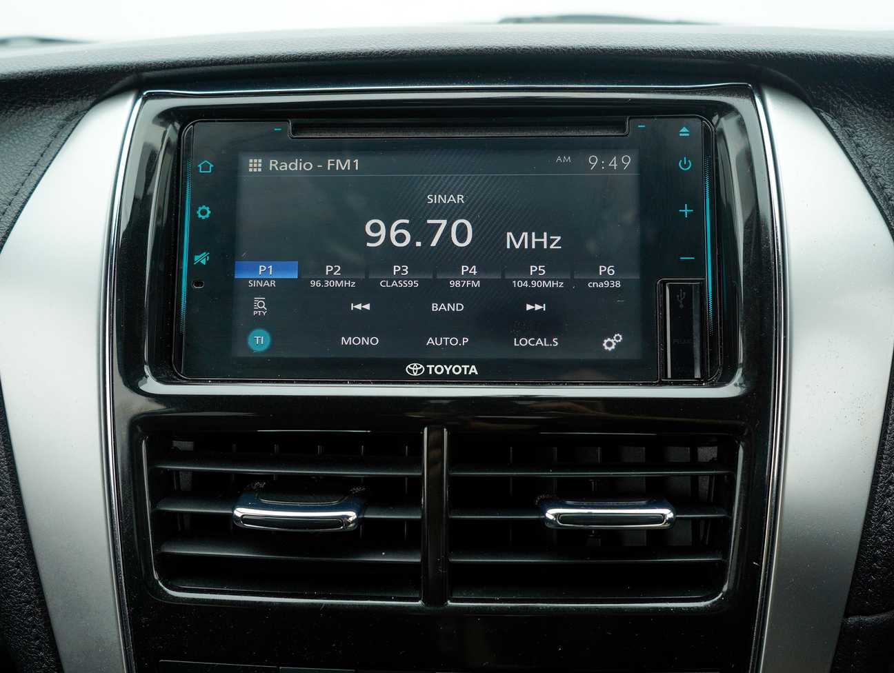 terpakai 2019 Toyota YARIS E 1.5