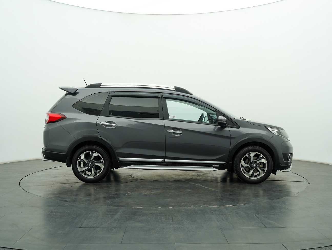 used 2019 Honda BR-V V 1.5