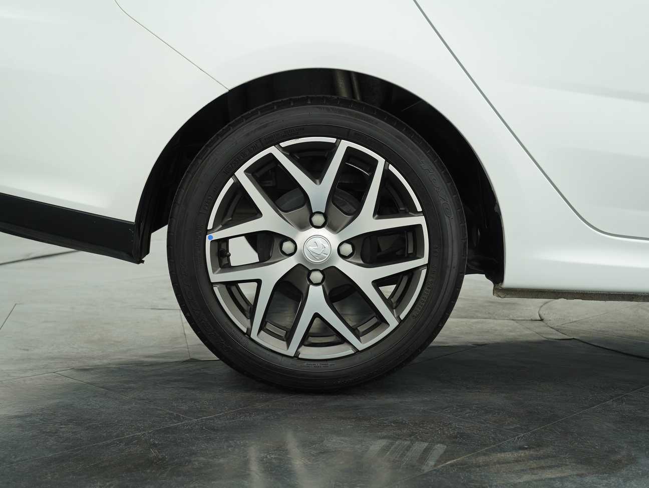 used 2023 Proton Persona Premium 1.6