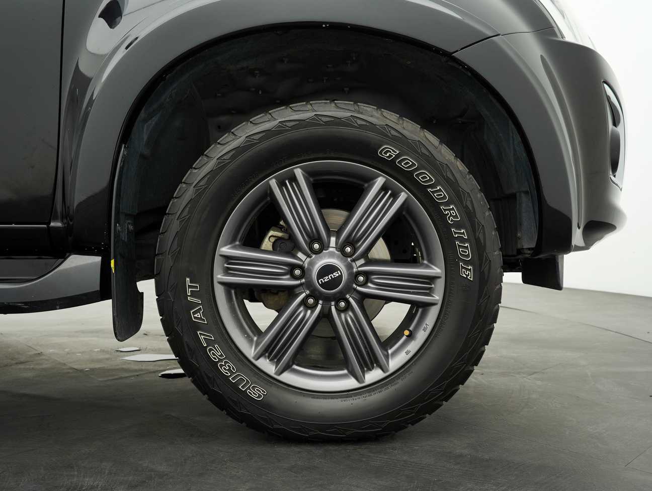 terpakai 2018 Isuzu D-Max  2.5