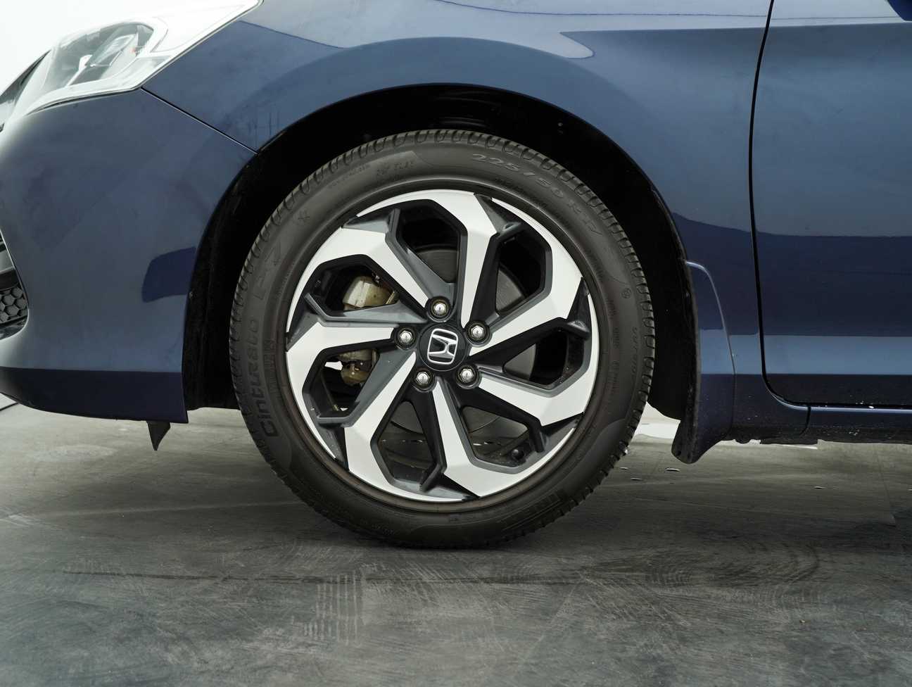 terpakai 2016 Honda ACCORD I-VTEC 2.0