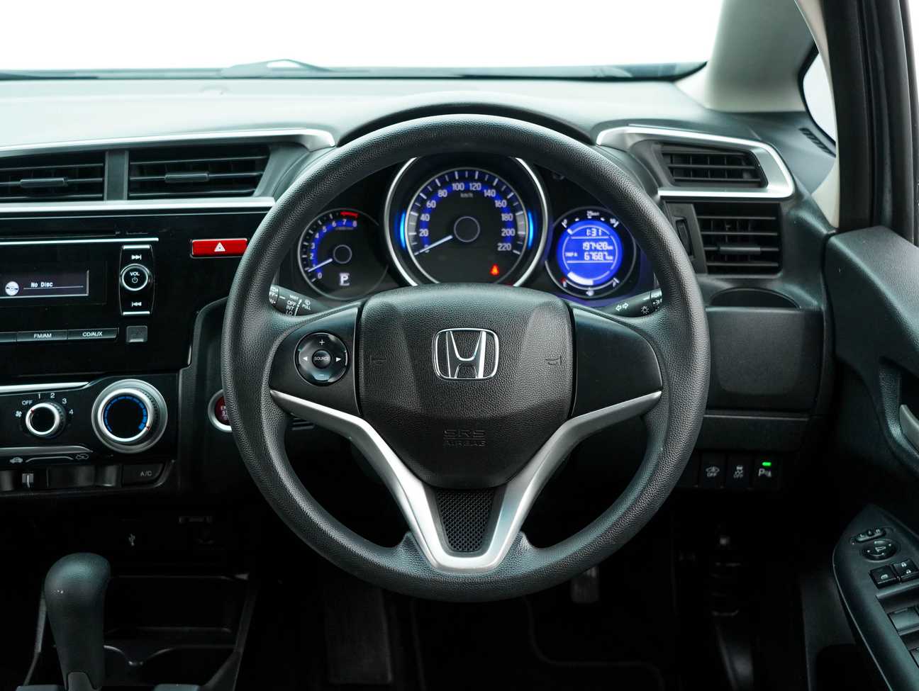 used 2015 Honda Jazz E 1.5