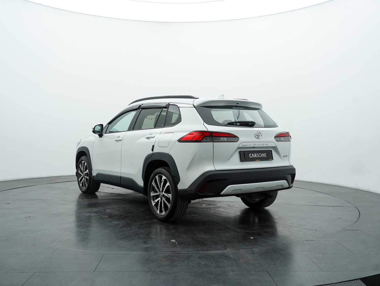 used 2022 Toyota Corolla Cross V 1.8