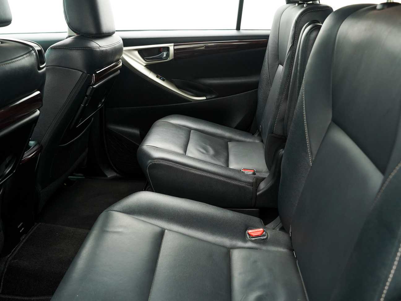 used 2018 Toyota Innova X 2.0