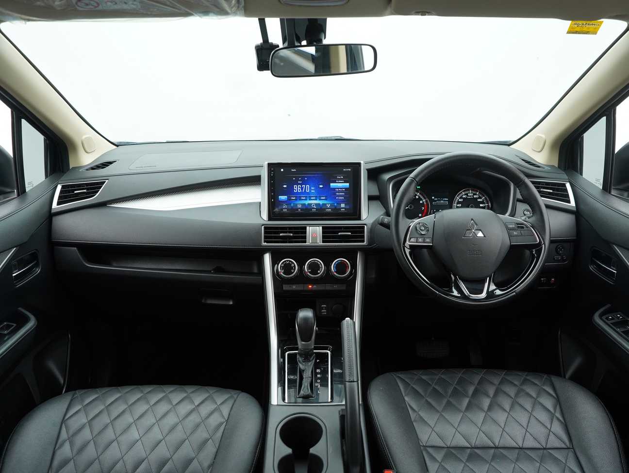 terpakai 2023 Mitsubishi Xpander  1.5