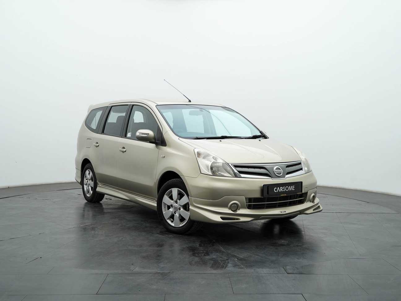 terpakai 2013 Nissan Grand Livina ST-L Comfort 1.6