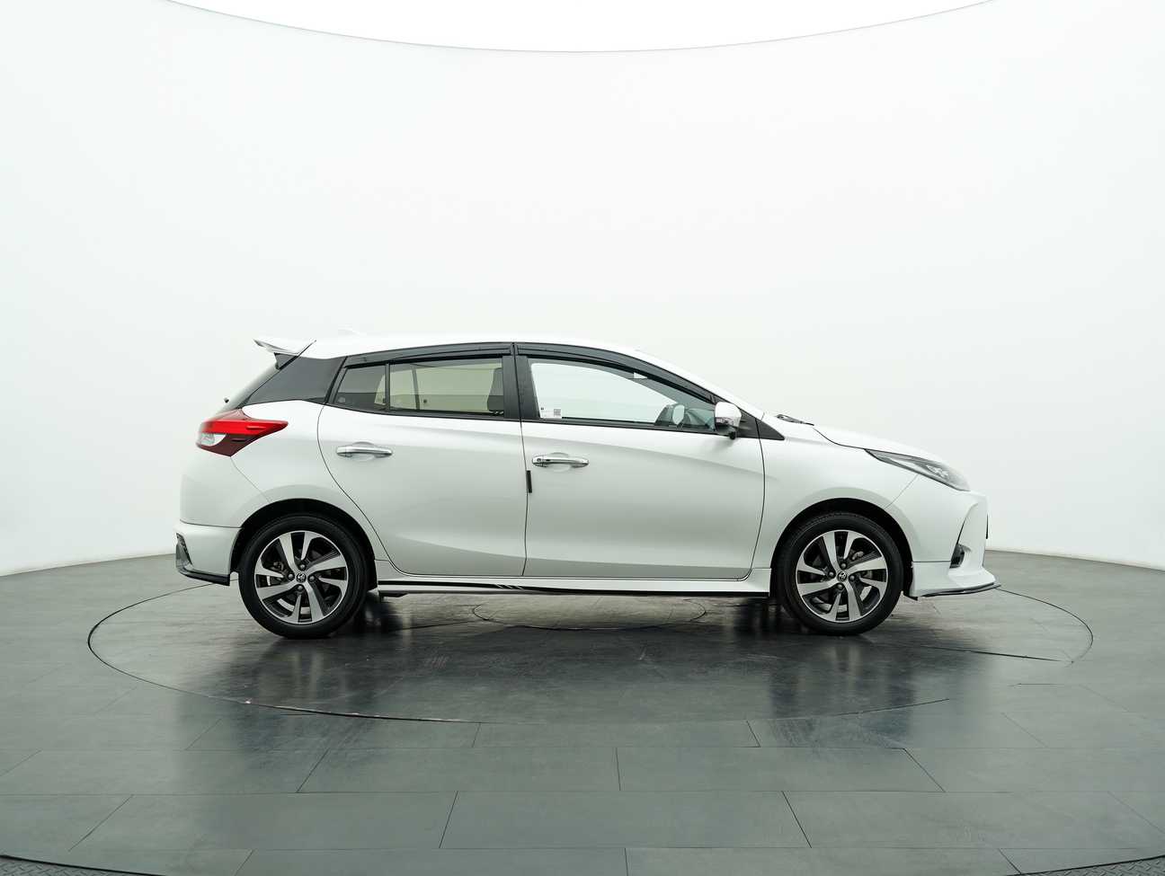 used 2021 Toyota Yaris G 1.5