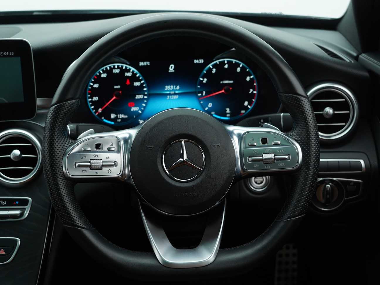 used 2019 Mercedes-Benz C300 AMG Line 2.0