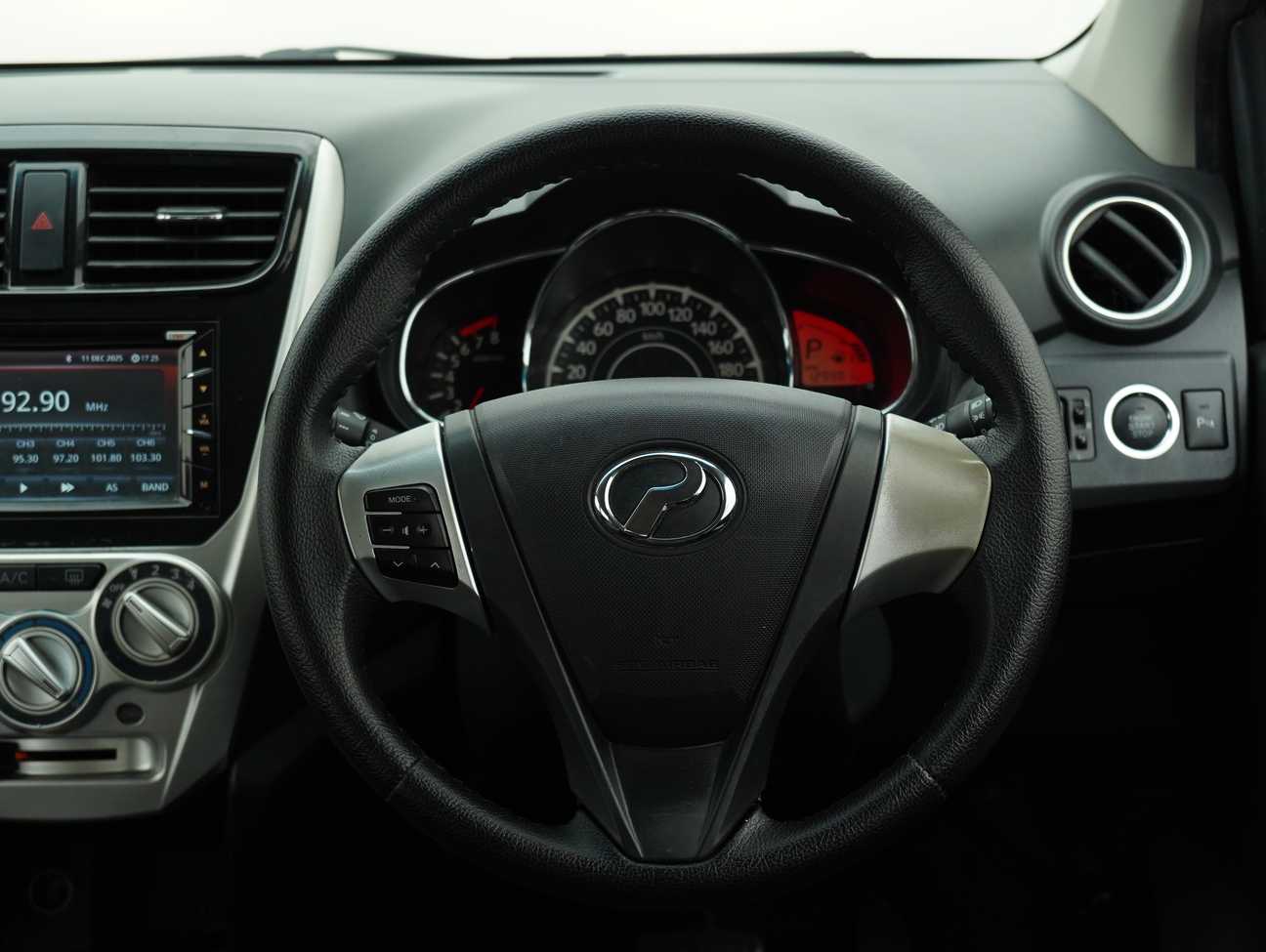 terpakai 2017 Perodua AXIA Advance 1.0