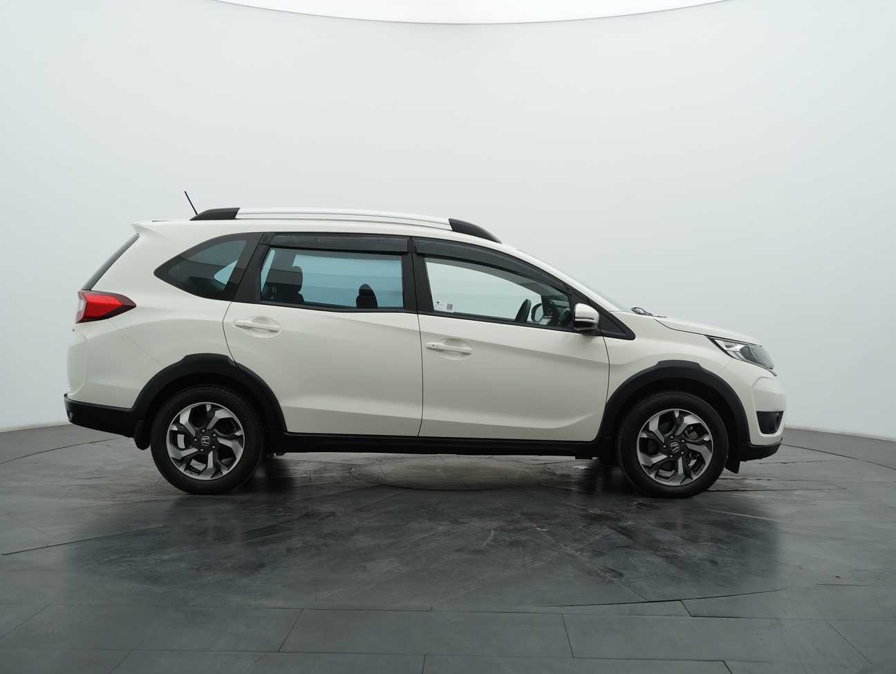 used 2017 Honda BR-V E 1.5