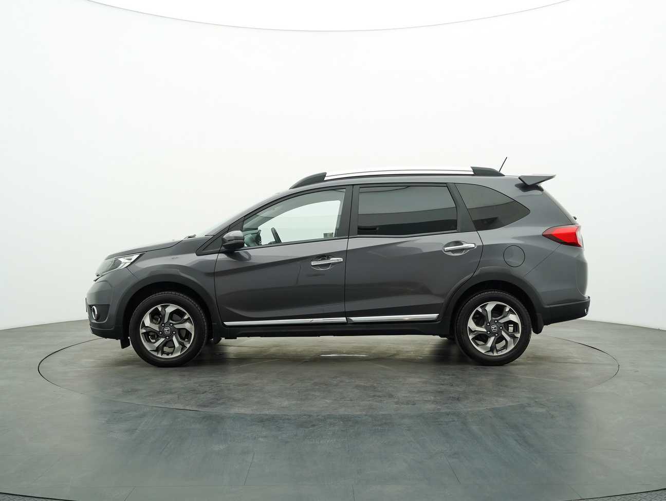 used 2018 Honda BR-V V 1.5