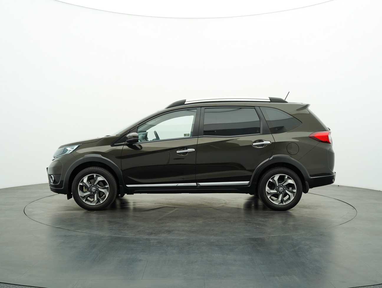used 2018 Honda BR-V V 1.5