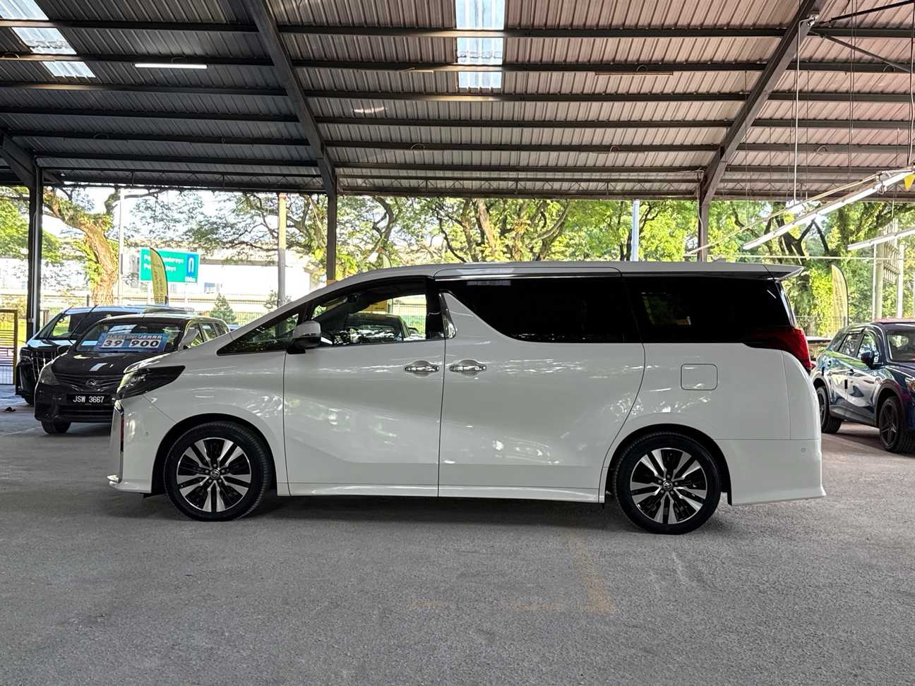 used 2023 Toyota Alphard G S C Package 2.5