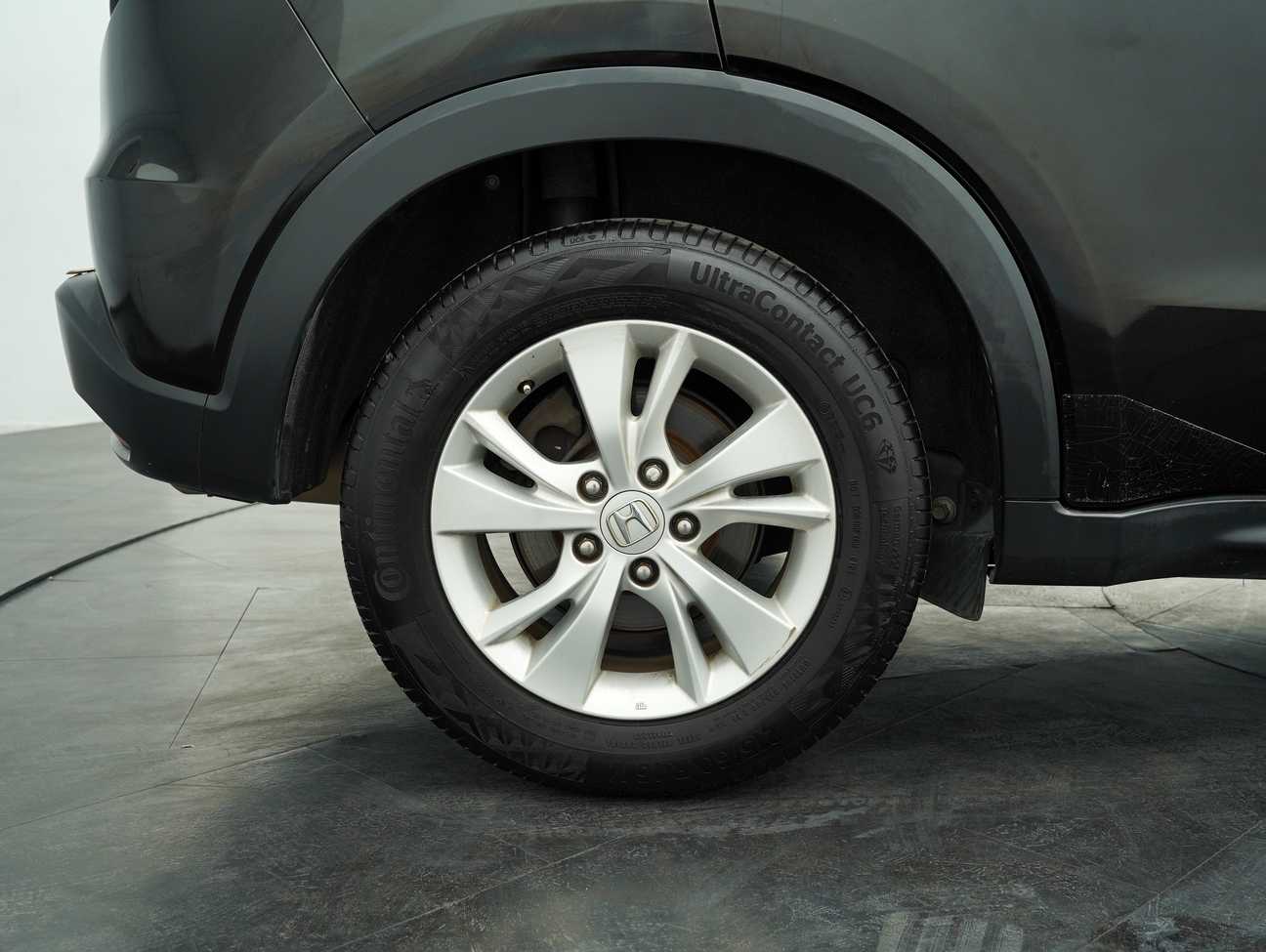 terpakai 2015 Honda HR-V i-VTEC E 1.8
