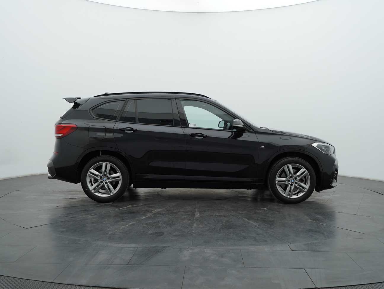 used 2021 BMW X1 sDrive20i M Sport 2.0