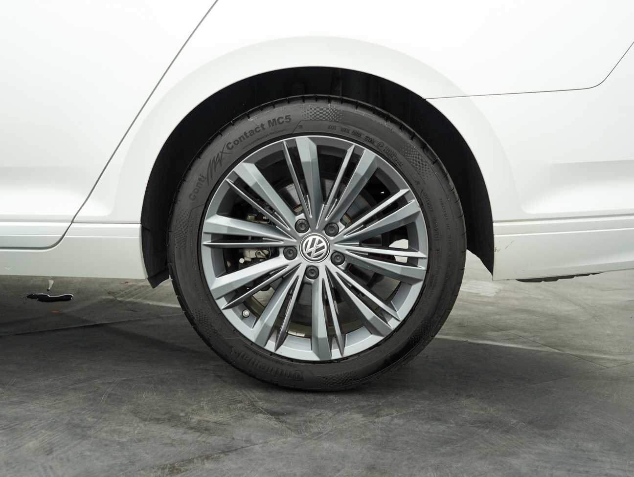 used 2020 Volkswagen PASSAT ELEGANCE 2.0