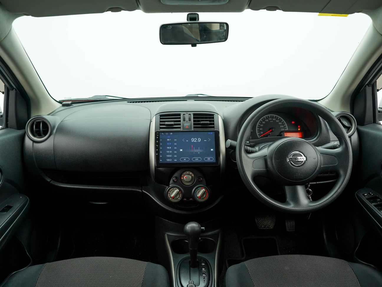 terpakai 2014 Nissan Almera E 1.5