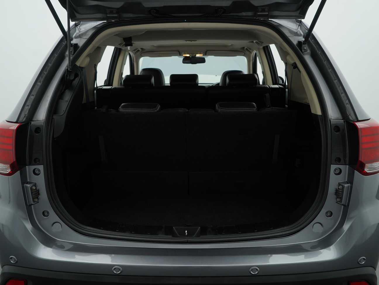 used 2016 Mitsubishi Outlander  2.4