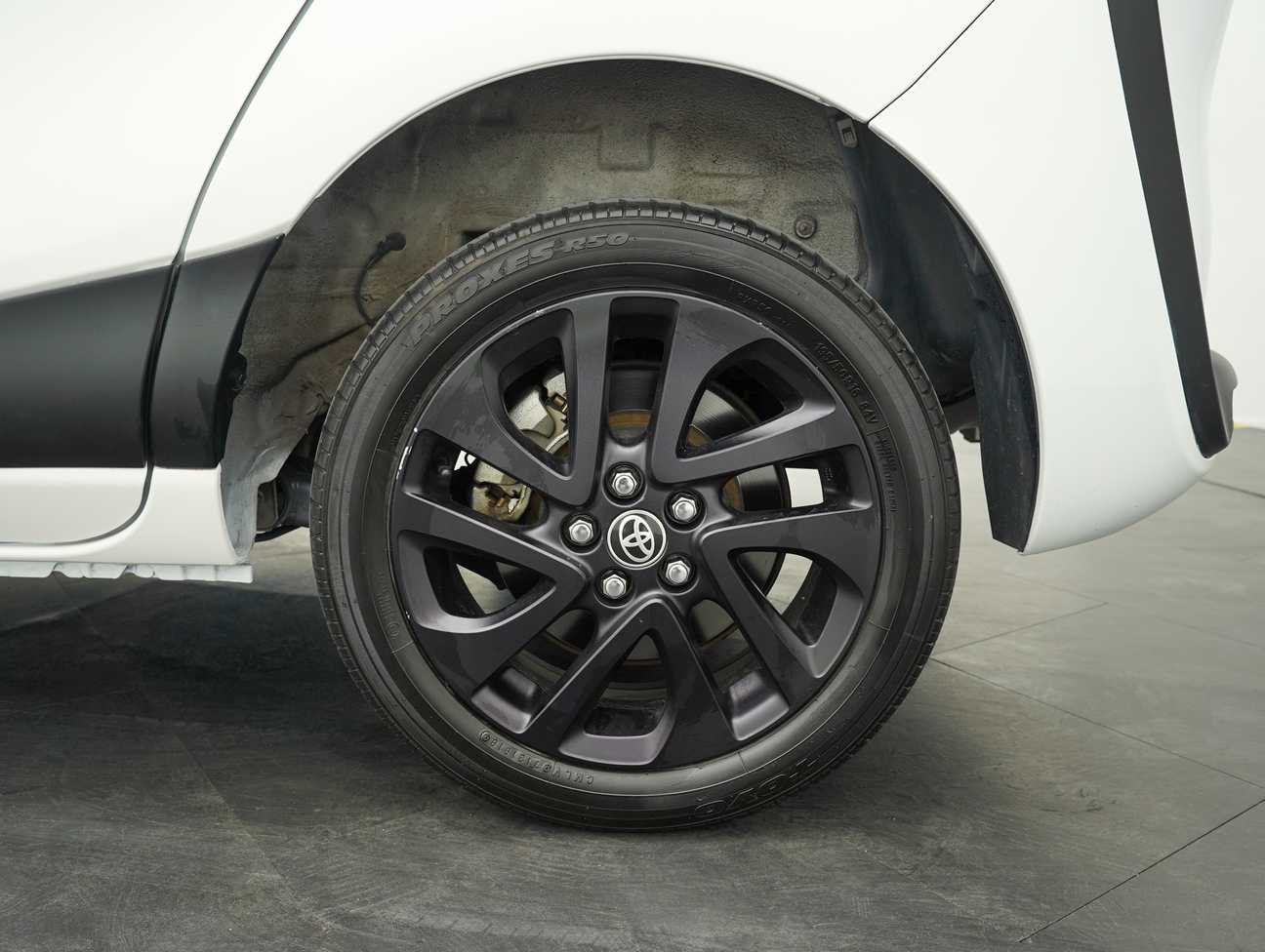 used 2018 Toyota Sienta V 1.5