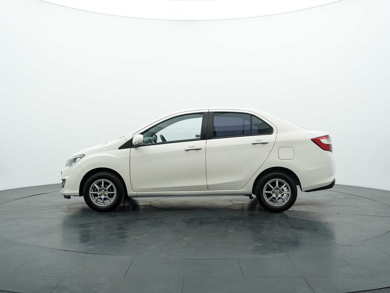 terpakai 2017 Perodua Bezza X Premium 1.3