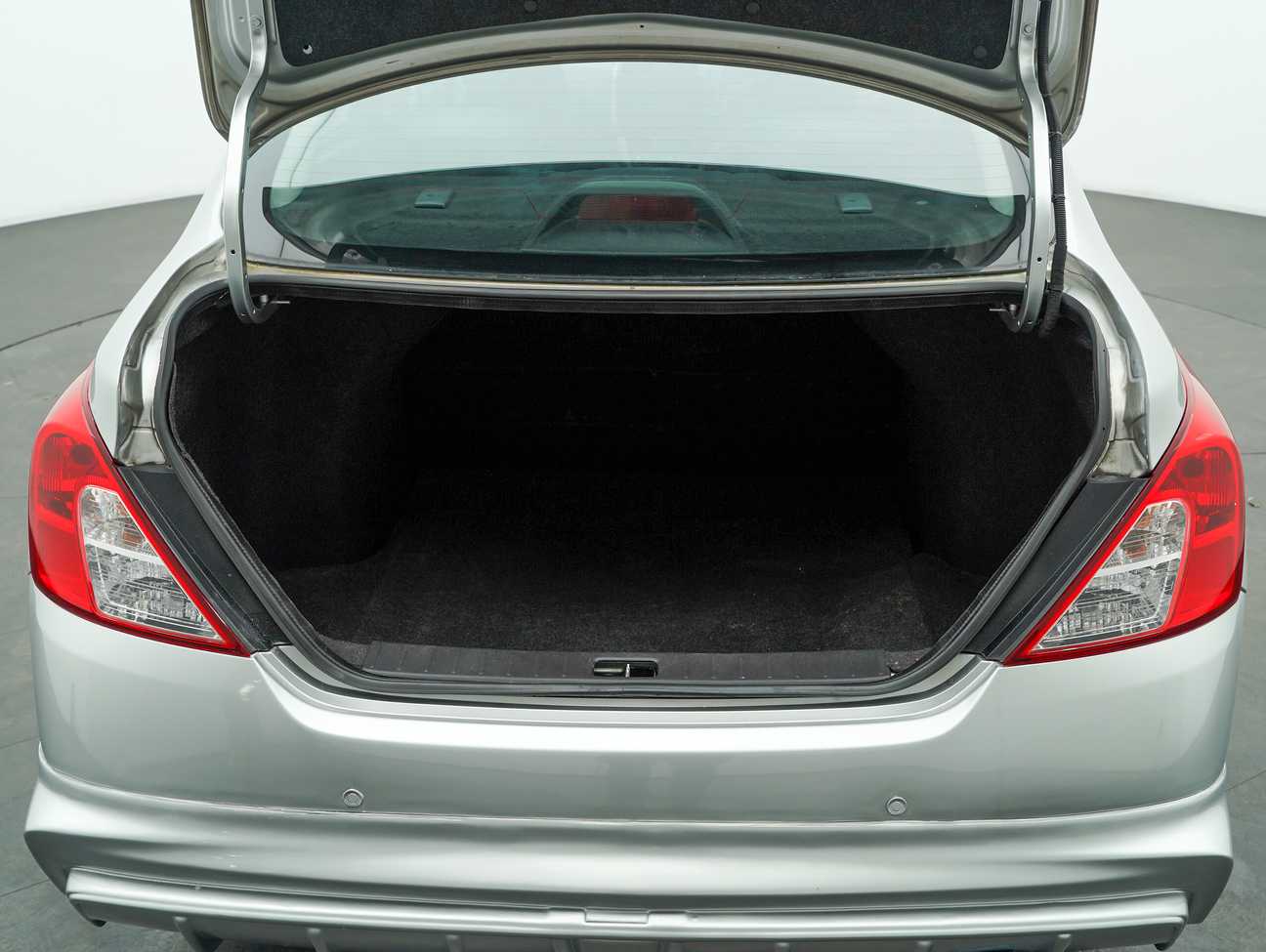terpakai 2016 Nissan Almera E 1.5