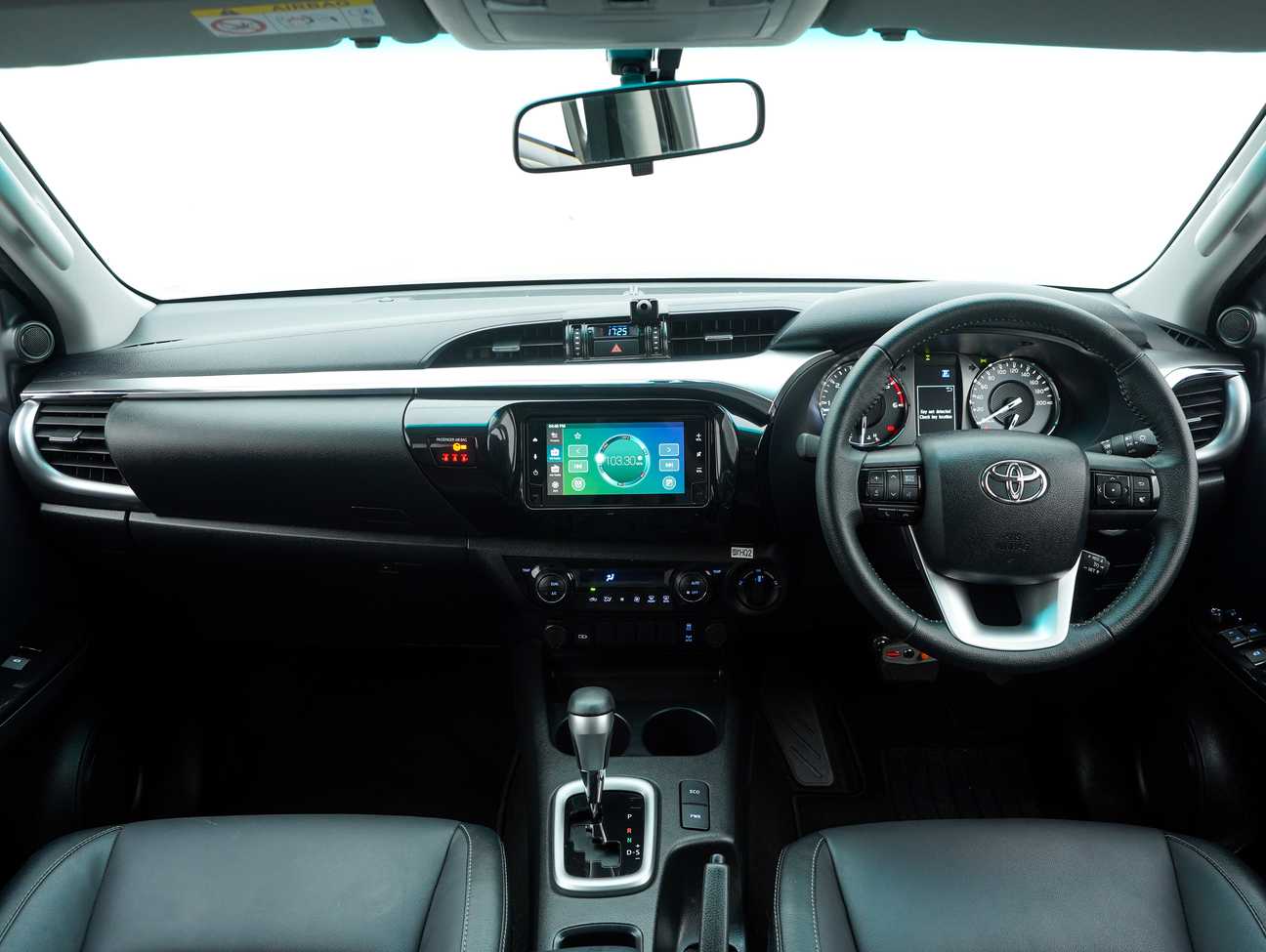 used 2022 Toyota Hilux V Dual Cab 2.4