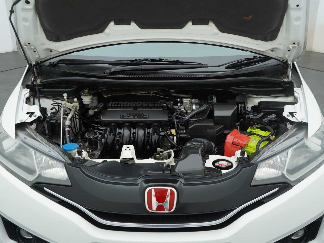 used 2014 Honda Jazz V 1.5