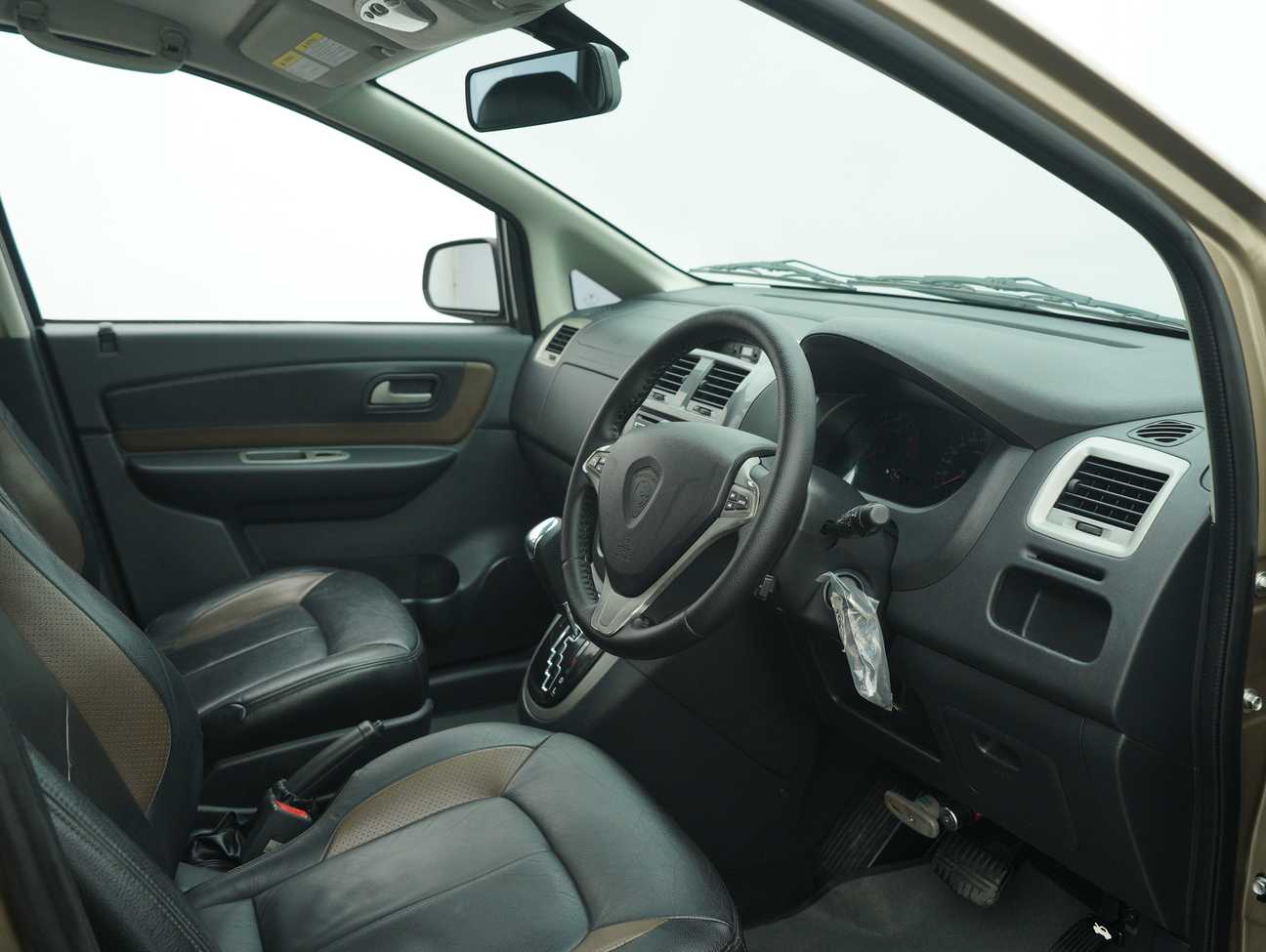 used 2013 Proton Exora Bold CFE Premium 1.6