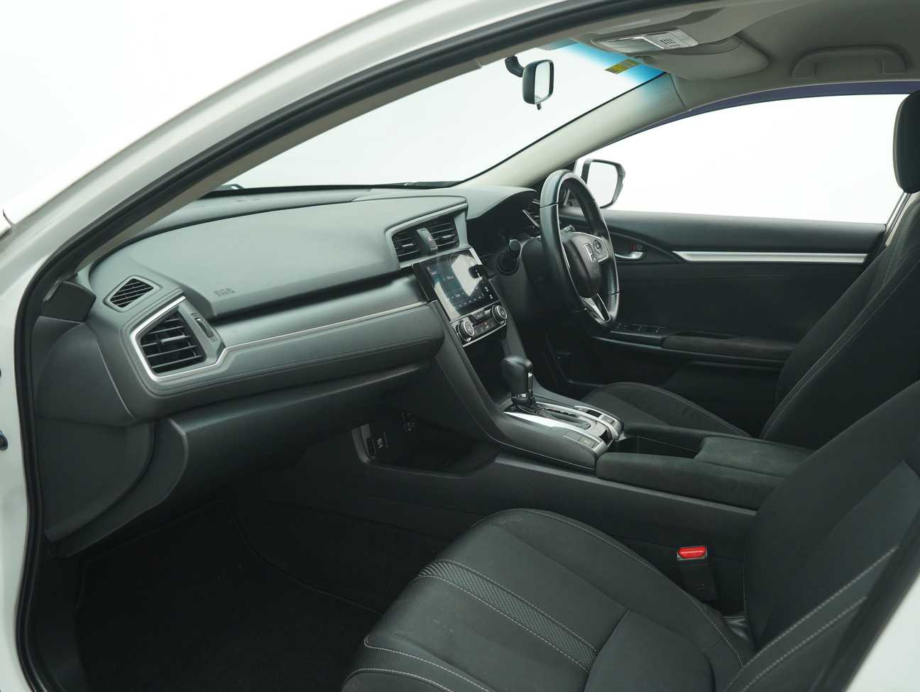 terpakai 2018 Honda Civic S i-VTEC 1.8
