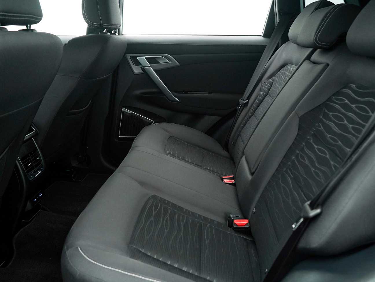 used 2024 Proton X70 Standard 1.5