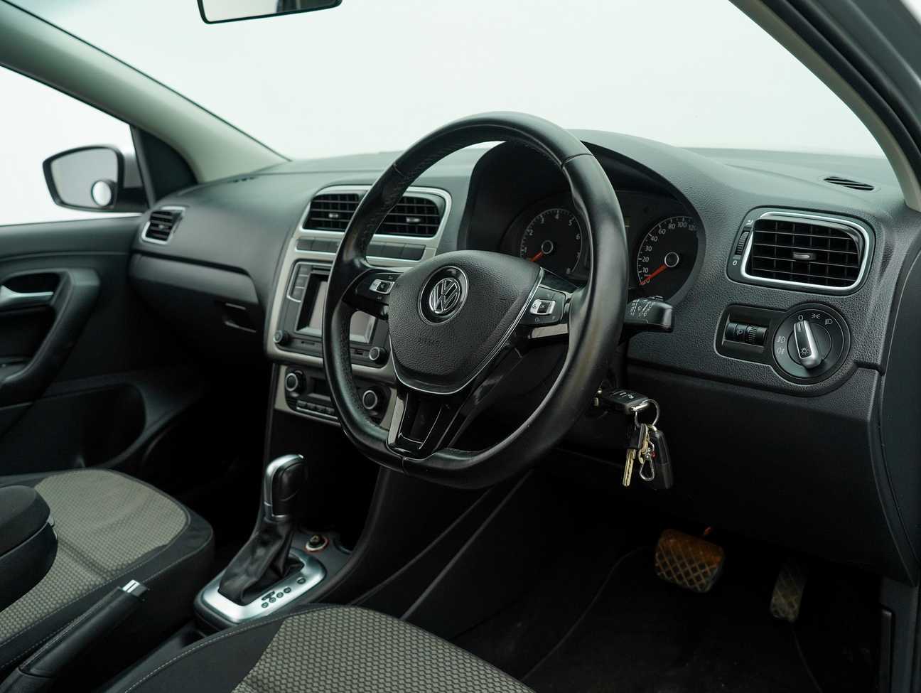 used 2017 Volkswagen Polo  1.6