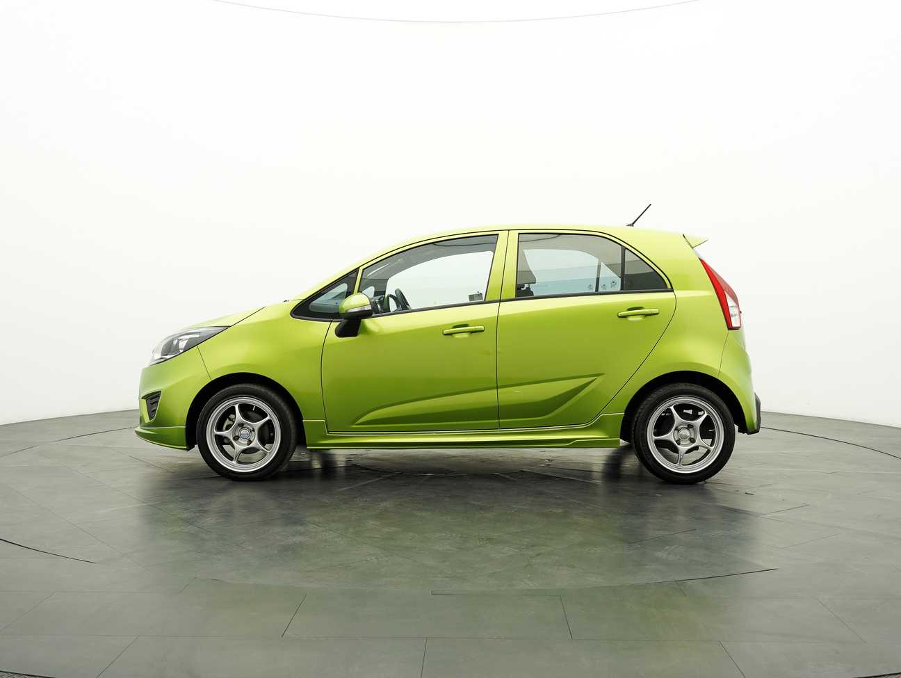 terpakai 2014 Proton Iriz Standard 1.3