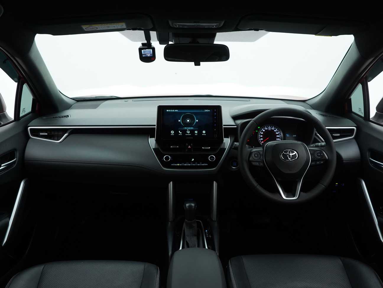 used 2022 Toyota Corolla Cross V 1.8