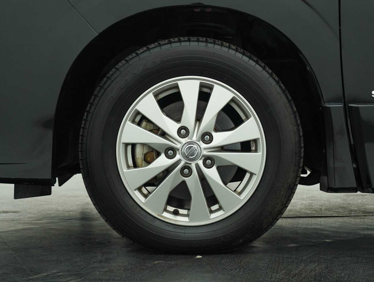 used 2023 Nissan Serena S-Hybrid High-Way Star 2.0