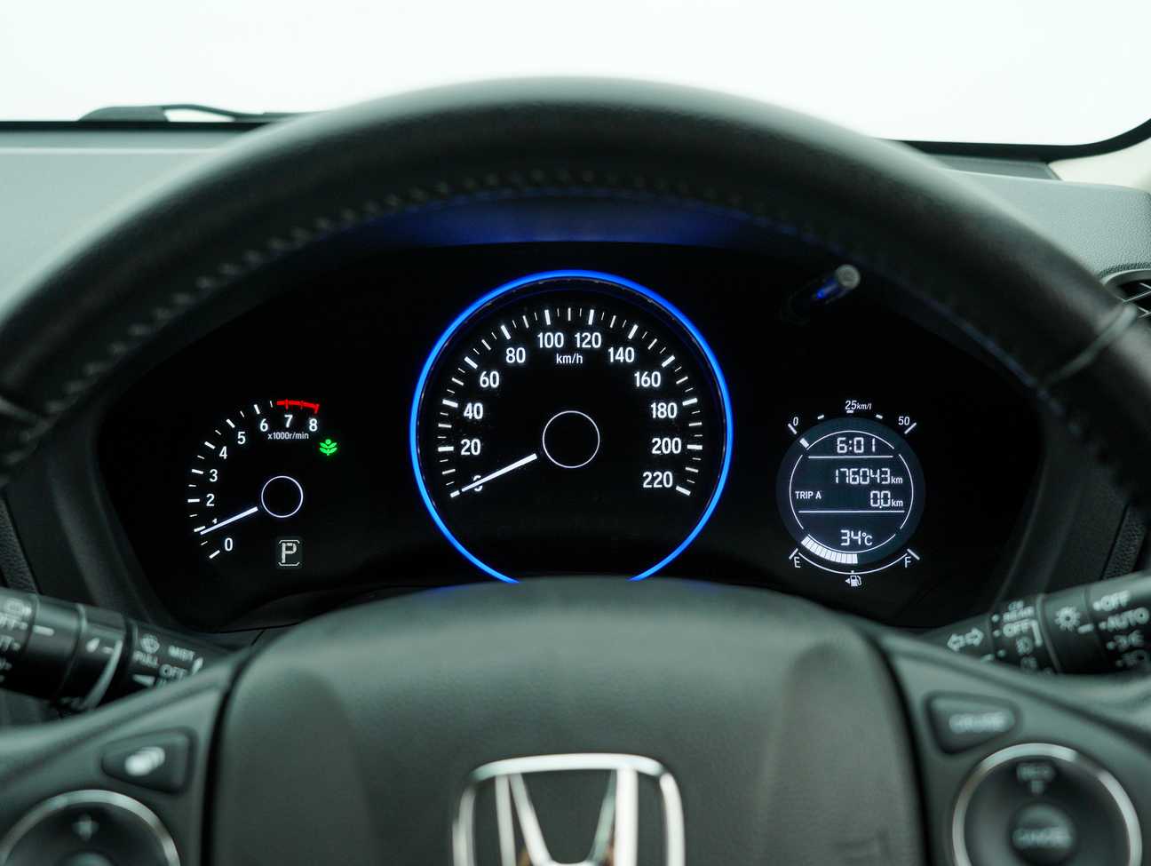 used 2016 Honda HR-V V 1.8
