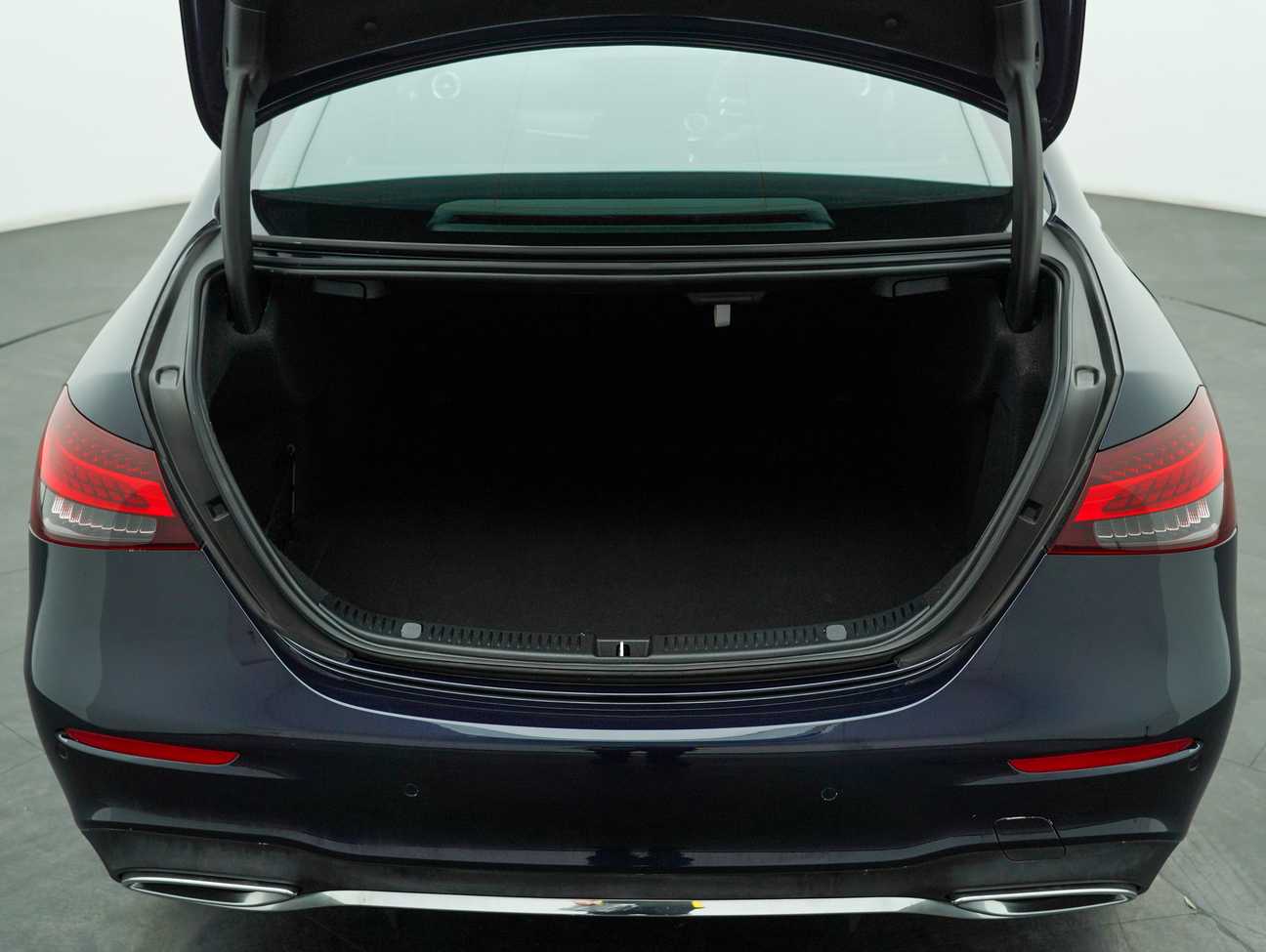 used 2021 Mercedes-Benz E300 AMG Line 2.0