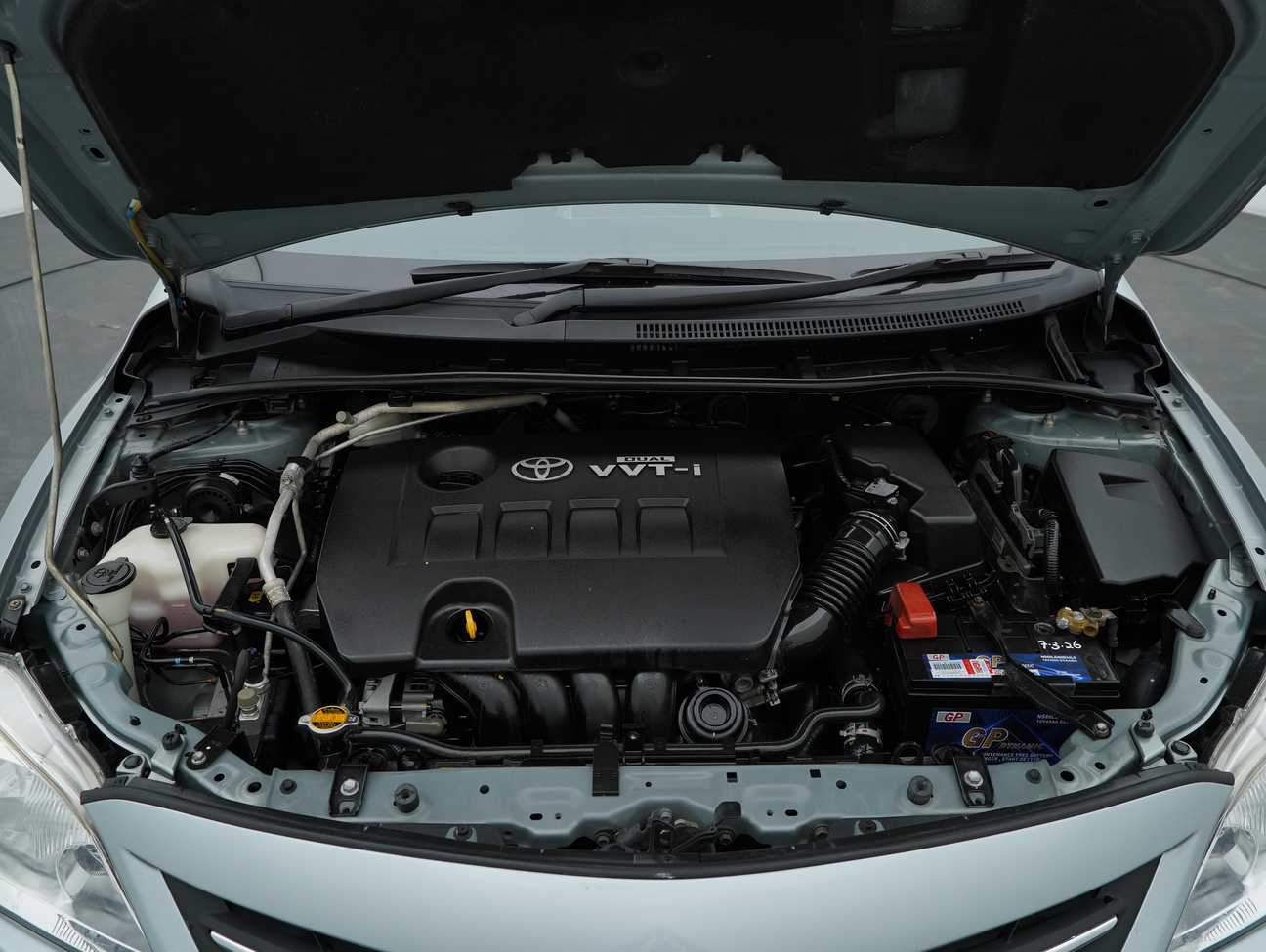 used 2012 Toyota Corolla Altis E 1.8