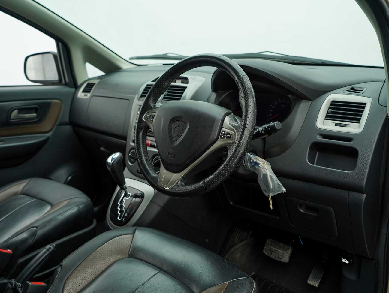 terpakai 2014 Proton Exora Bold CFE Premium 1.6